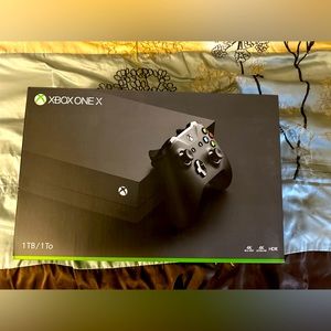 Xbox one X 1Tb with controller and cables